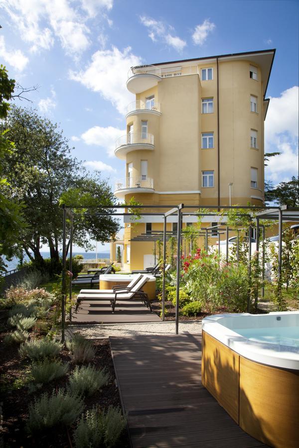 Remisens Premium Villa Ambasador Opatija Eksteriør billede